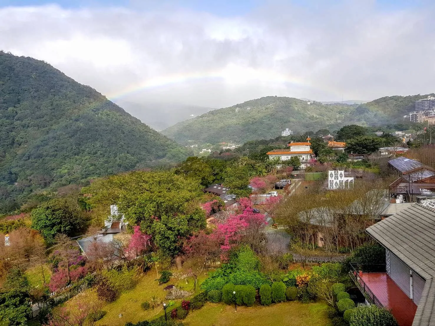 真愛桃花源雨後彩虹園區全景