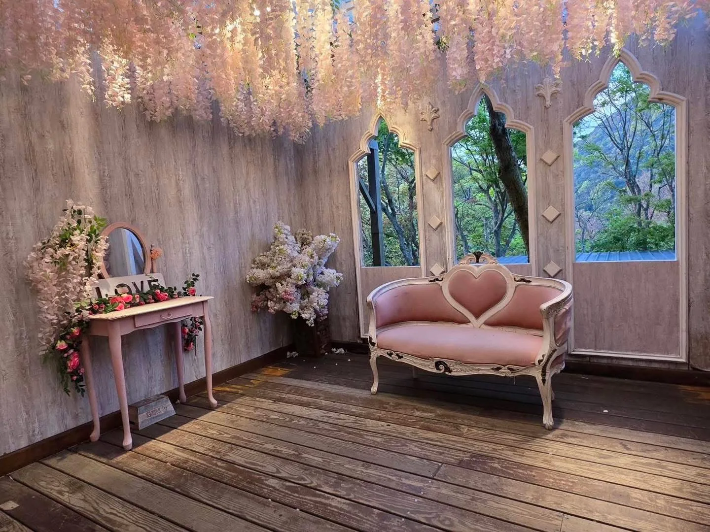 真愛桃花源教堂全景角度